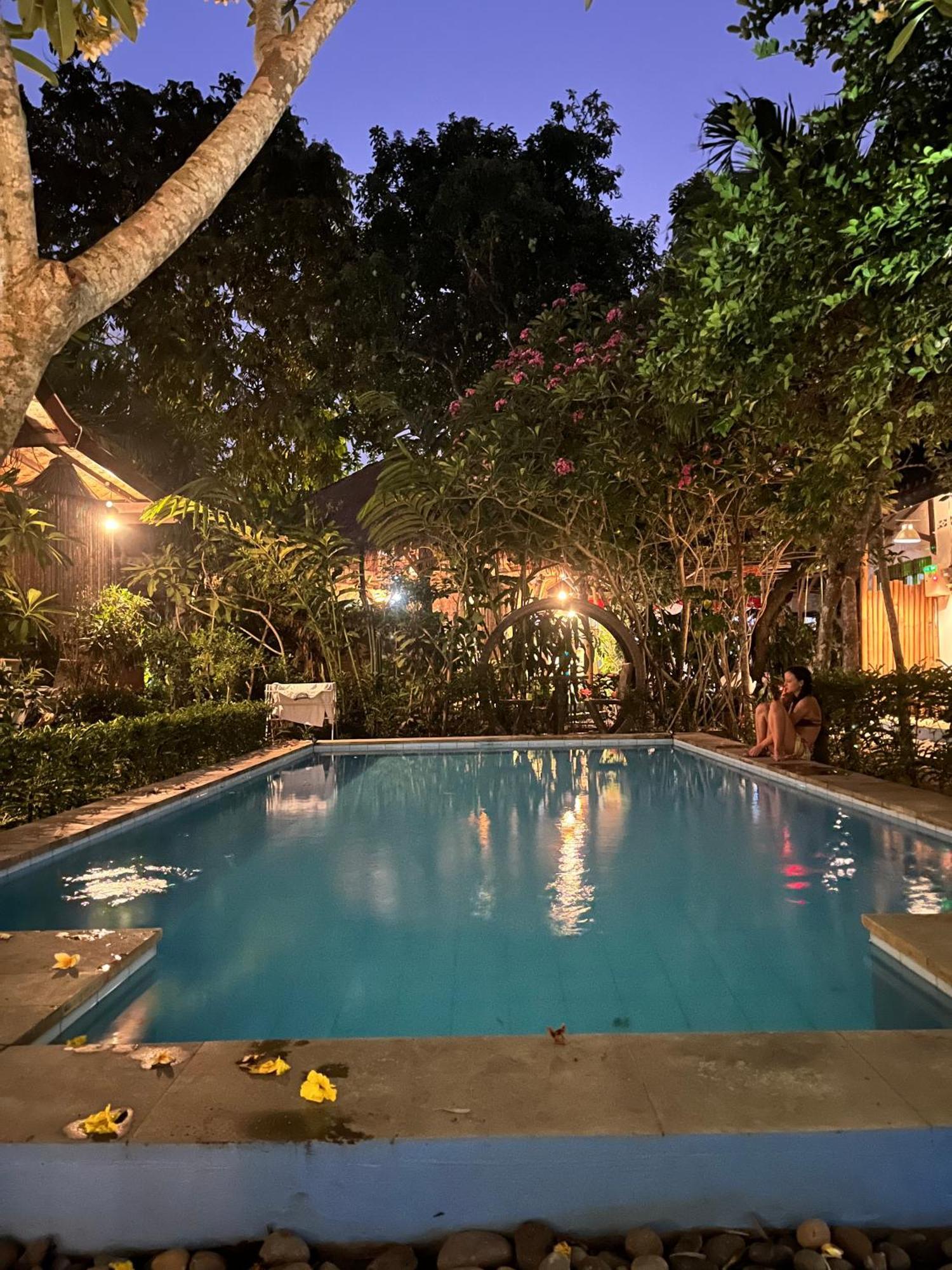 Pondok Ijo Guesthouse Jogjakarta Buitenkant foto
